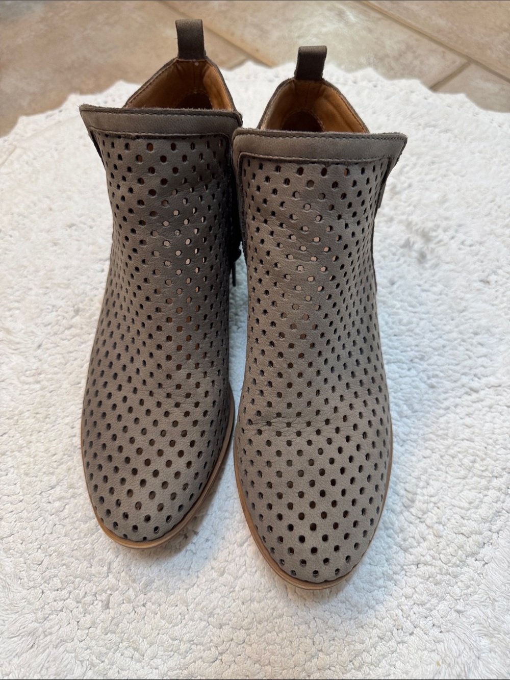 Women’s  Lucky 🍀 Brand bootie